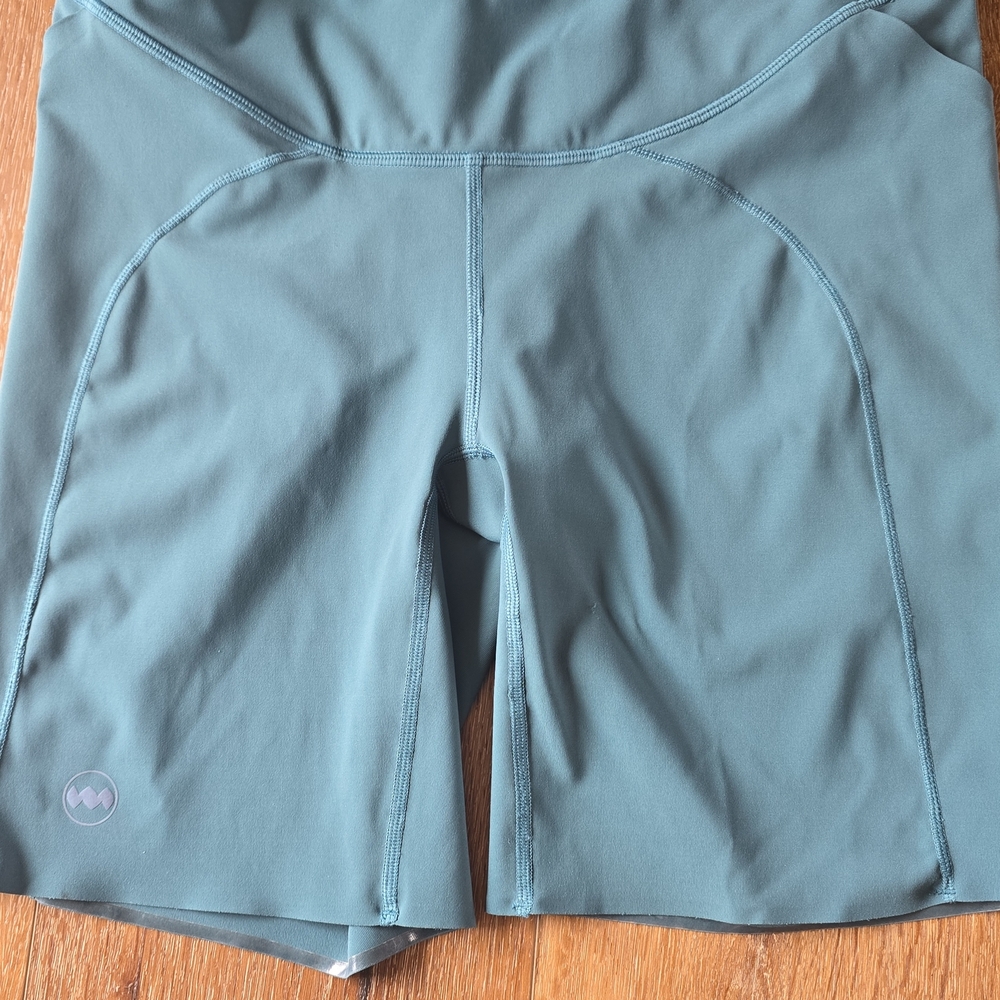 Janji High-Waist Teal Bike Shorts